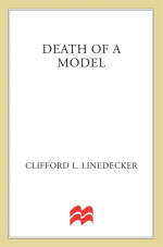 Death of a Model by: Clifford L. Linedecker ISBN10: 146687483x